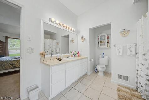 5 Worthington Road Knowlton NJ 07832