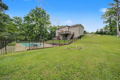 5 Worthington Road Knowlton NJ 07832
