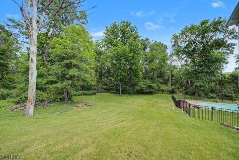 5 Worthington Road Knowlton NJ 07832
