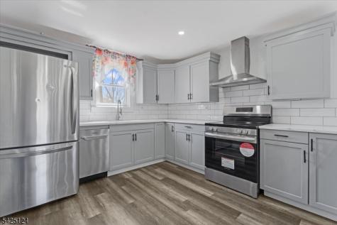 83 RT15 Lafayette NJ 07848