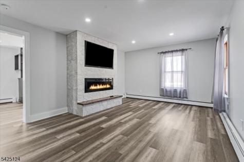 83 RT15 Lafayette NJ 07848