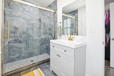202 Arch Street Delran NJ 08075