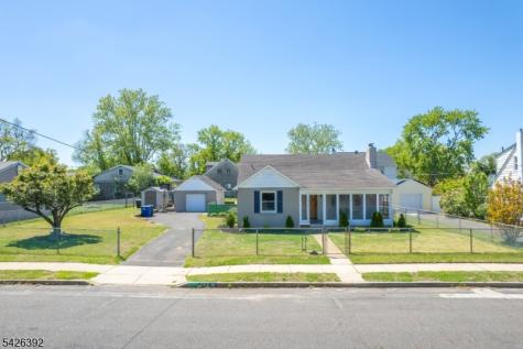 202 Arch Street Delran NJ 08075