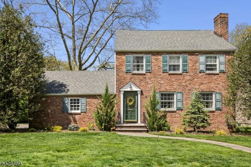 4 Indian Spring Road Cranford NJ 07016