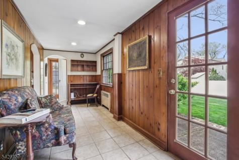 4 Indian Spring Road Cranford NJ 07016