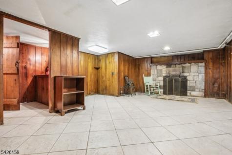 4 Indian Spring Road Cranford NJ 07016