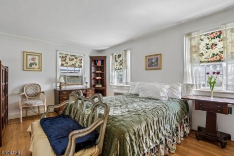 4 Indian Spring Road Cranford NJ 07016