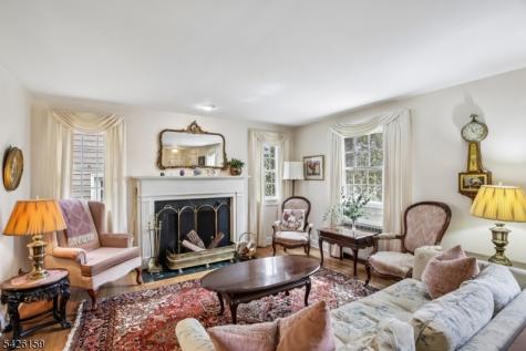 4 Indian Spring Road Cranford NJ 07016