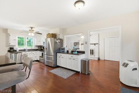 3 Crows Nest Road Byram NJ 07821