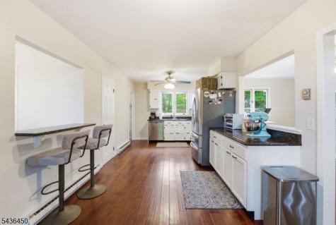 3 Crows Nest Road Byram NJ 07821