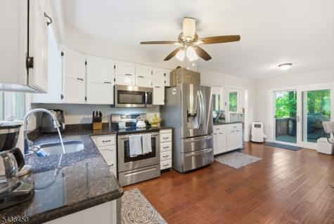 3 Crows Nest Road Byram NJ 07821
