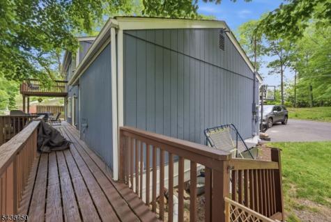 3 Crows Nest Road Byram NJ 07821