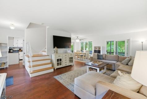 3 Crows Nest Road Byram NJ 07821