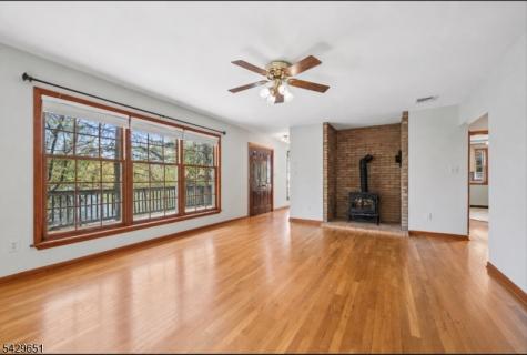 137 S Shore Road Byram NJ 07821