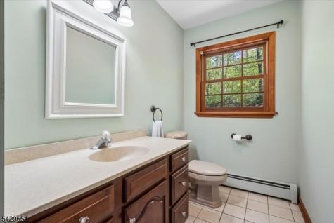 137 S Shore Road Byram NJ 07821
