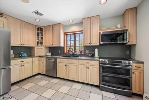 137 S Shore Road Byram NJ 07821