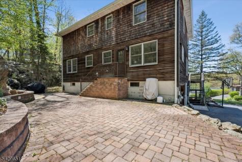 137 S Shore Road Byram NJ 07821