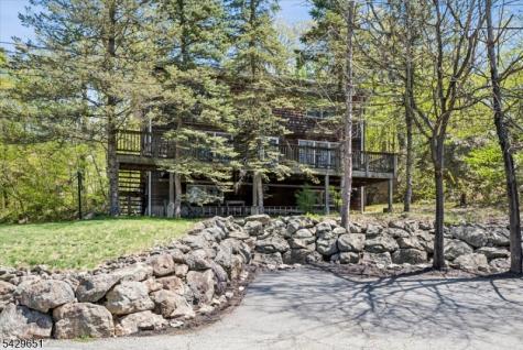 137 S Shore Road Byram NJ 07821