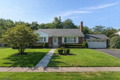 117 Yantacaw Brook Road Montclair NJ 07043