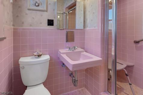117 Yantacaw Brook Road Montclair NJ 07043