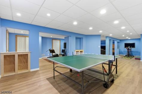 203 Lauren Way Greenwich NJ 08804
