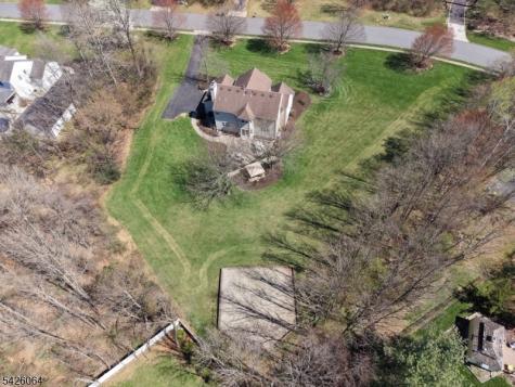 203 Lauren Way Greenwich NJ 08804