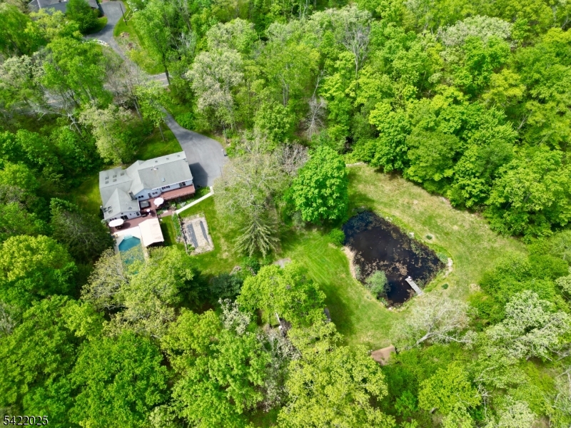 202 Millbrook Road Hardwick NJ 07825
