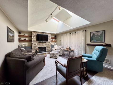 202 Millbrook Road Hardwick NJ 07825