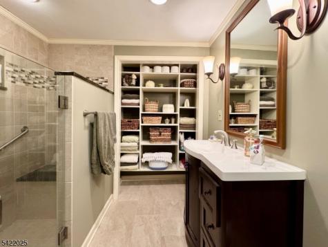 202 Millbrook Road Hardwick NJ 07825