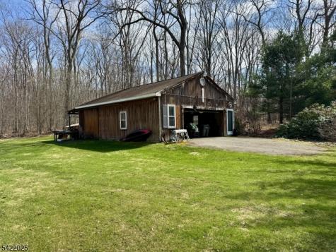 202 Millbrook Road Hardwick NJ 07825