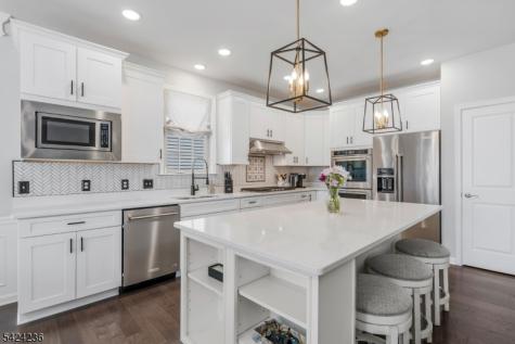 31 Tate Road Raritan NJ 08822