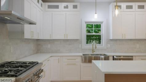 941 Beverly Drive Westfield NJ 07090