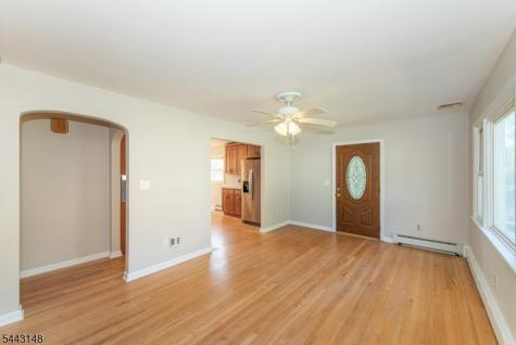 18 N Hillside Avenue Roxbury NJ 07876