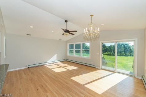18 N Hillside Avenue Roxbury NJ 07876