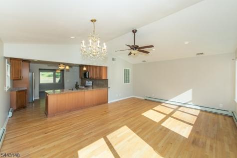 18 N Hillside Avenue Roxbury NJ 07876