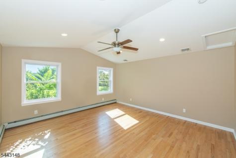 18 N Hillside Avenue Roxbury NJ 07876