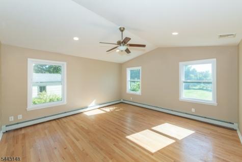18 N Hillside Avenue Roxbury NJ 07876