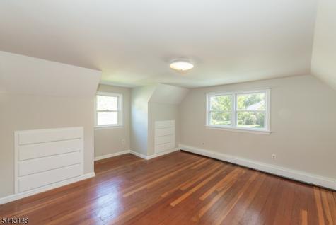18 N Hillside Avenue Roxbury NJ 07876