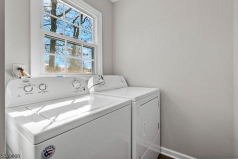 231 Sutphin Lane Hillsborough NJ 08844