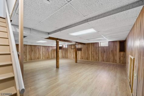 231 Sutphin Lane Hillsborough NJ 08844
