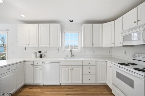 96 Brighton Road Andover NJ 07821