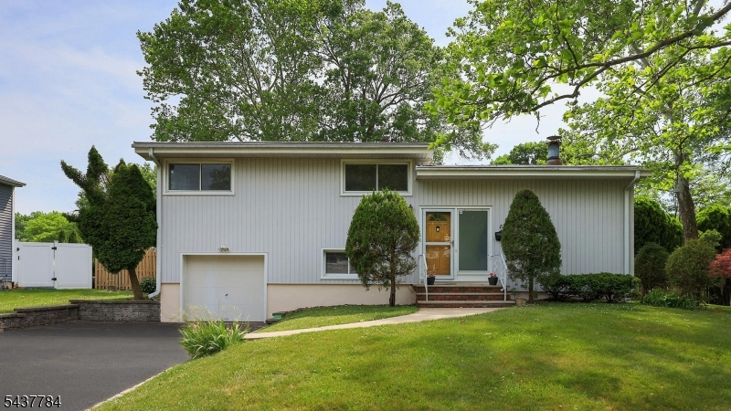 88 North Glenwood Road Fanwood NJ 07023