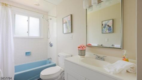 88 North Glenwood Road Fanwood NJ 07023
