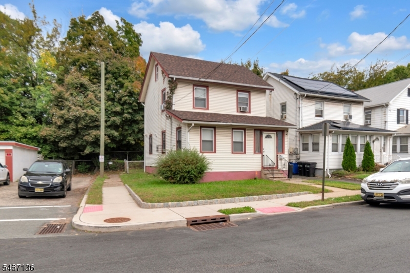 129 Ball Street Irvington NJ 07111