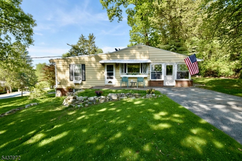 2 Elm Road Hardyston NJ 07419