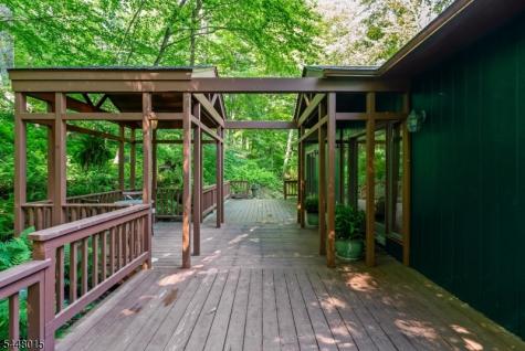 5 Apgar Way Tewksbury NJ 08833