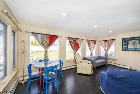 68 Newman Avenue Verona NJ 07044