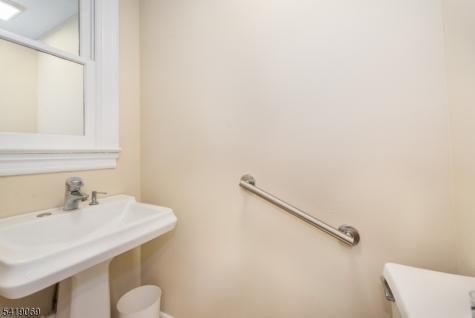 68 Newman Avenue Verona NJ 07044