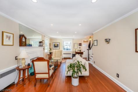 68 Newman Avenue Verona NJ 07044
