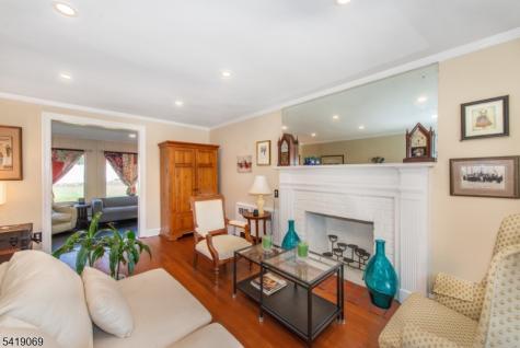 68 Newman Avenue Verona NJ 07044